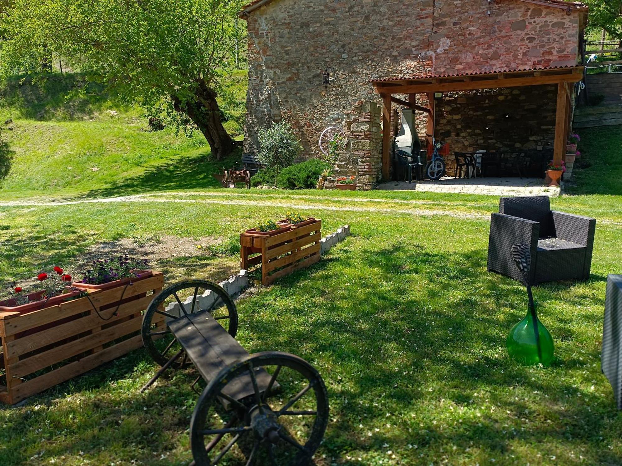 Locanda Di Alberi Borgo San Lorenzo Eksteriør billede