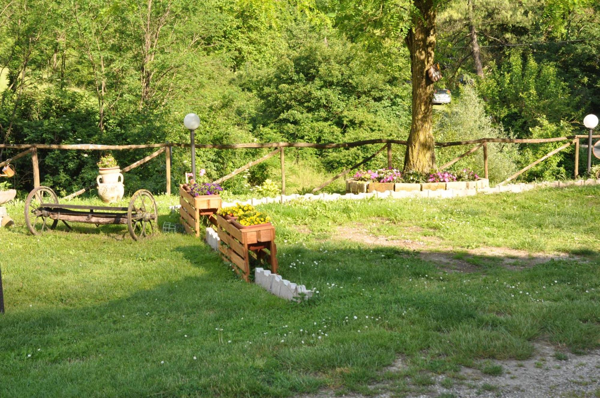Locanda Di Alberi Borgo San Lorenzo Eksteriør billede