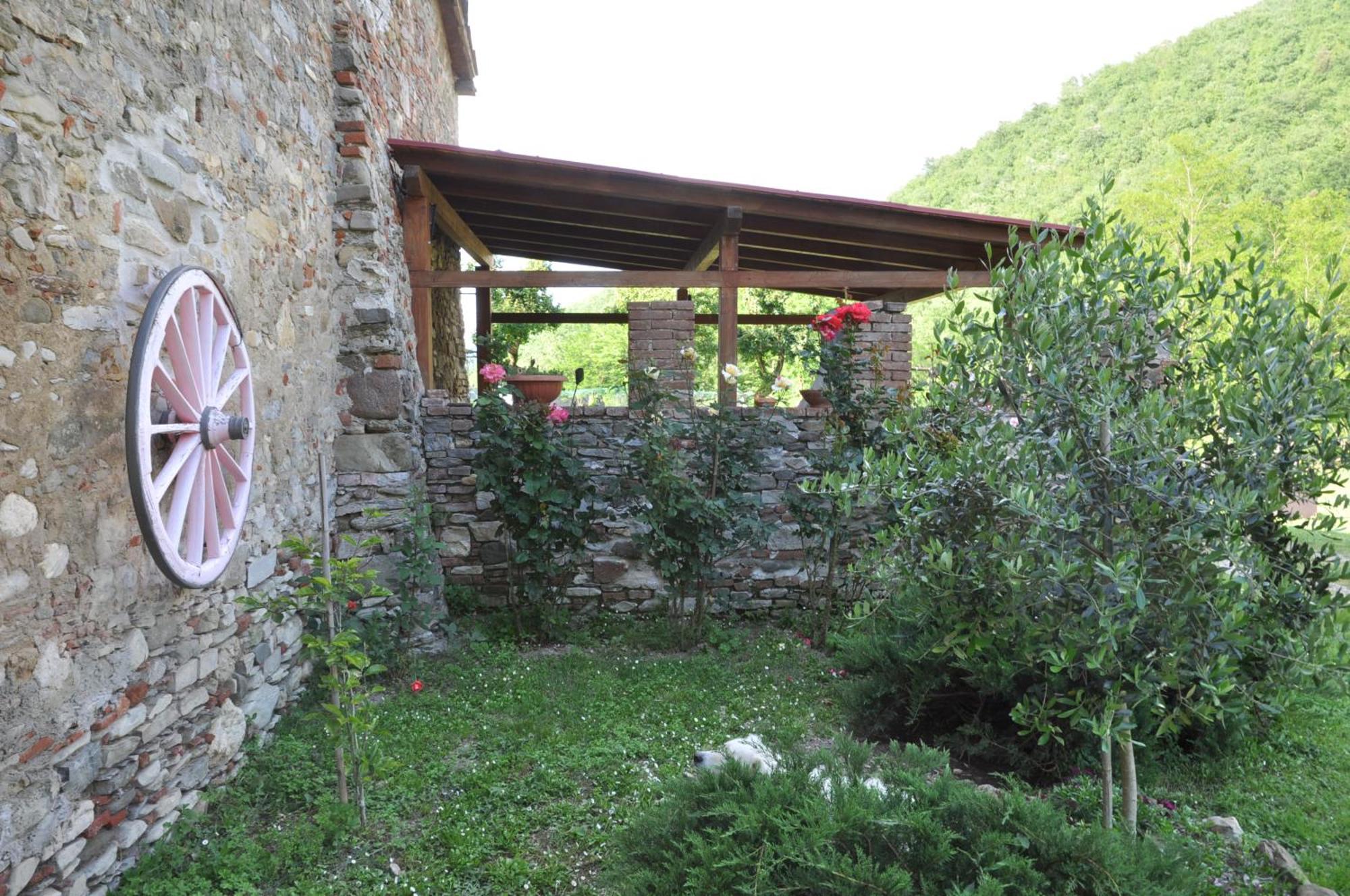 Locanda Di Alberi Borgo San Lorenzo Eksteriør billede